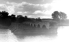 Schoharie Creek Aqueduct, looking west from the east bank of the creek
