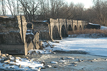 Schoharie Creek Aqueduct remains, looking west